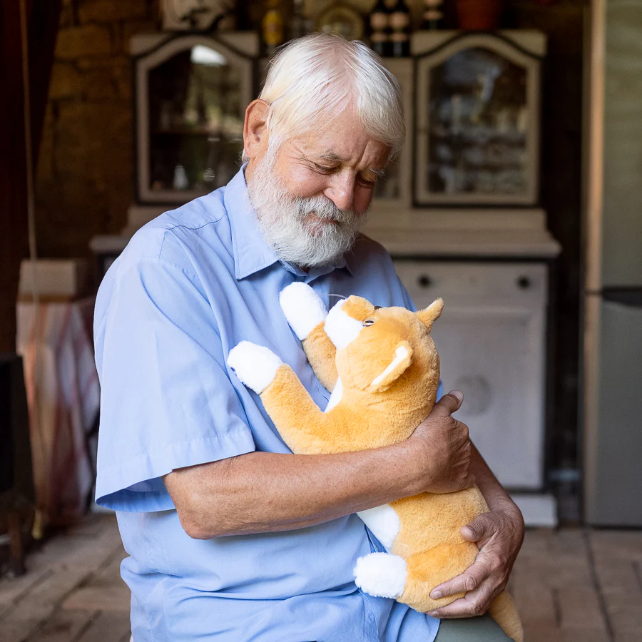RobiCare Smart Cat, waschbar, Interaktive Roboter-Katze für Demenzerkrankte - Image 19